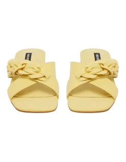 Best Sale ⭐ Nine West Misty 🩴 Sandals In Yellow 😍 -Sandals Thongs Online Shop unnamed file 1117