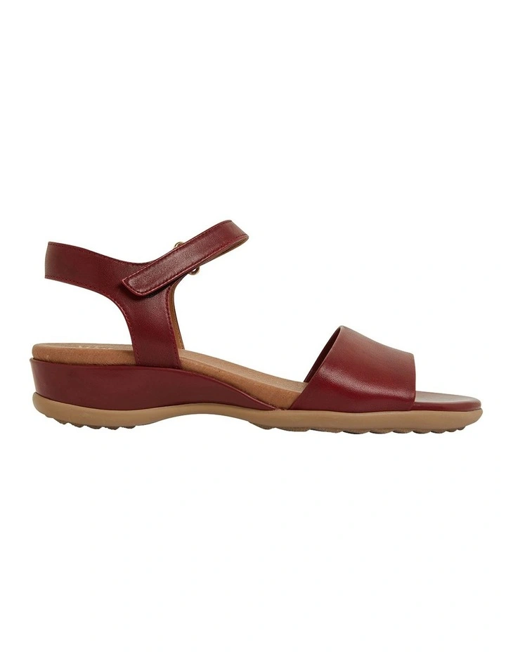 Outlet π Wide Steps Camden Cherry Glove π©΄ Sandals 𧨠3 Outlet π Wide Steps Camden Cherry Glove π©΄ Sandals π§¨