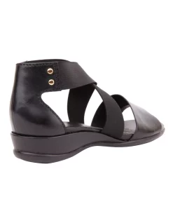 Coupon ✔️ Wide Steps Chester Black Glove 🩴 Sandals 💯 -Sandals Thongs Online Shop unnamed file 180