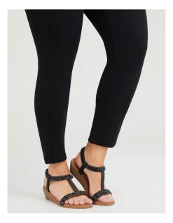 Hot Sale 🌟 Taking Shape Elevated Bling Wedge 🩴 Sandal In Black 👍 -Sandals Thongs Online Shop unnamed file 1898