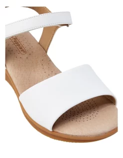 Deals ✨ Hush Puppies Nigella White 🩴 Sandal 🌟 -Sandals Thongs Online Shop unnamed file 2125