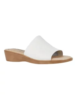 Flash Sale 🎁 Hush Puppies Coco White Leather Low Heeled 🩴 Sandal 🔔 -Sandals Thongs Online Shop unnamed file 2182