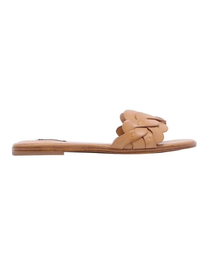 Brand new π Nine West Grifa π©΄ Sandal In Natural π₯ 3 Brand new π Nine West Grifa π©΄ Sandal In Natural π₯