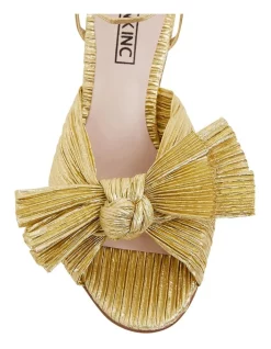 Cheapest 👍 Pink Inc Secret Gold Metallic 🩴 Sandals 😍 -Sandals Thongs Online Shop unnamed file 2949