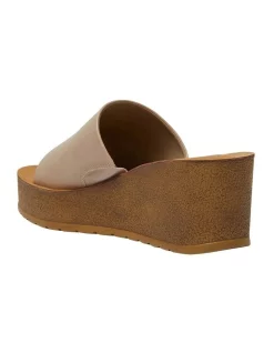 Cheapest 🤩 Wide Steps Landon 🩴 Sandals In Nude Smooth ✨ -Sandals Thongs Online Shop unnamed file 3319