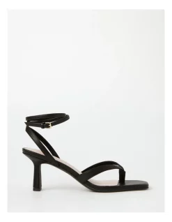 Brand new ❤️ Basque Foster 🩴 Sandal In Black 😉