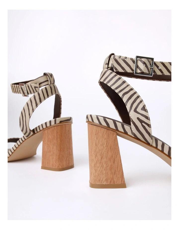 Budget π Art Series Walter Jangala Brown Noah π©΄ Sandal In Beige Print π 6 Budget π Art Series Walter Jangala Brown Noah π©΄ Sandal In Beige Print π - Image 4