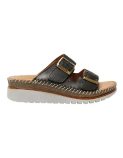 Hot Sale 👏 Wide Steps Hutch 🩴 Sandals In Black Glove 🧨