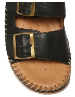 Hot Sale 👏 Wide Steps Hutch 🩴 Sandals In Black Glove 🧨 -Sandals Thongs Online Shop unnamed file 3810