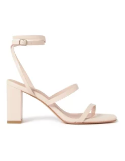 Brand new 🎁 Forever New Zelly Strappy Block Heel In Beige 💯