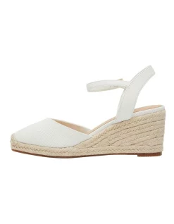 Budget 🎉 Easy Steps Santos White Fabric 🩴 Sandals 🔥 -Sandals Thongs Online Shop unnamed file 4355