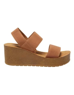 Outlet ✨ Wide Steps Ladro 🩴 Sandals In Tan Elastic 🌟