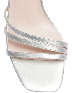 Budget 🥰 Pink Inc Lara 🩴 Sandals In Silver Metallic 😉 -Sandals Thongs Online Shop unnamed file 5084