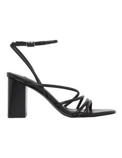Outlet 👏 Nine West Yeap Strappy 🩴 Sandal In Black 🌟