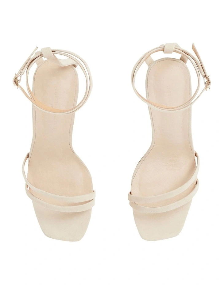 Flash Sale π₯° French Connection Carrie Leather Heel π 6 Flash Sale π₯° French Connection Carrie Leather Heel π - Image 4