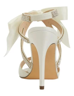 Wholesale 💯 NINA Claudia Ivory Satin 🩴 Sandals ✨ -Sandals Thongs Online Shop unnamed file 5820