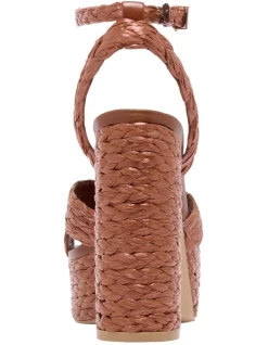 Budget 🧨 Nine West Hadyn Platfrom 🩴 Sandal In Brown ✨ -Sandals Thongs Online Shop unnamed file 5963