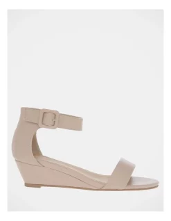 Deals 🤩 Miss Shop Bridgette Wedged Low Heeled 🩴 Sandal In Blush 💯