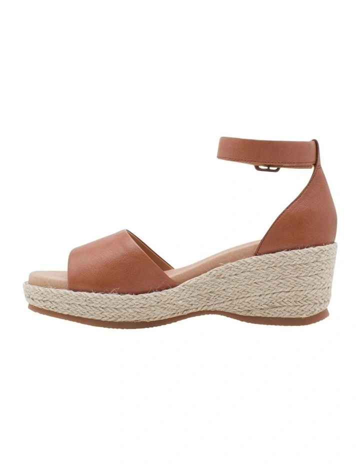 Brand new π₯ Hush Puppies Abella π©΄ Sandal In Tan π€© 5 Brand new π₯ Hush Puppies Abella π©΄ Sandal In Tan π€© - Image 3