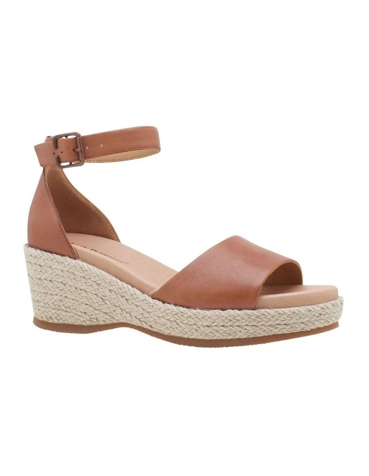 Brand new π₯ Hush Puppies Abella π©΄ Sandal In Tan π€© 6 Brand new π₯ Hush Puppies Abella π©΄ Sandal In Tan π€© - Image 4