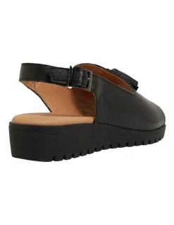 Discount 𧨠Easy Steps Gilmore Black Glove π©΄ Sandals π 12 Discount 𧨠Easy Steps Gilmore Black Glove π©΄ Sandals π -Sandals Thongs Online Shop unnamed file 6910