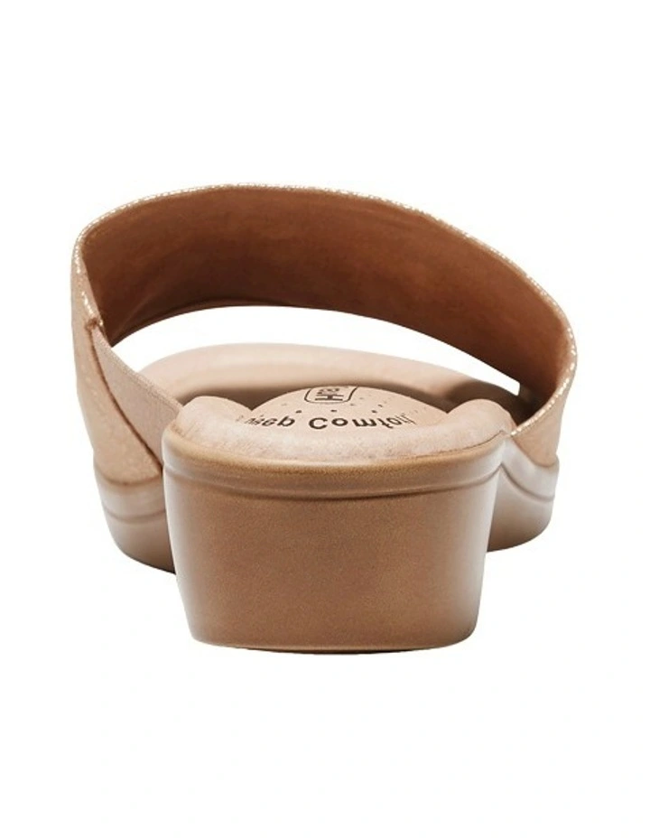 Buy π― Hush Puppies Coco Champage π©΄ Sandal π 10 Buy π― Hush Puppies Coco Champage π©΄ Sandal π - Image 8