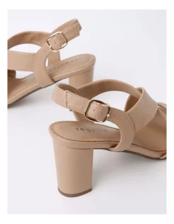 Budget 🌟 Regatta Lizzie 🩴 Sandal In Beige 😉 -Sandals Thongs Online Shop unnamed file 7116