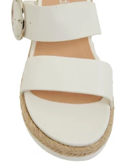 Hot Sale 😍 Sandler Warsaw White Smooth 🩴 Sandals 🔔 -Sandals Thongs Online Shop unnamed file 7379