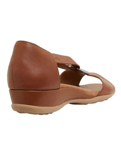 Best Pirce 🎉 Wide Steps Caroline Mid Brown Glove 🩴 Sandals 💯 -Sandals Thongs Online Shop unnamed file 827